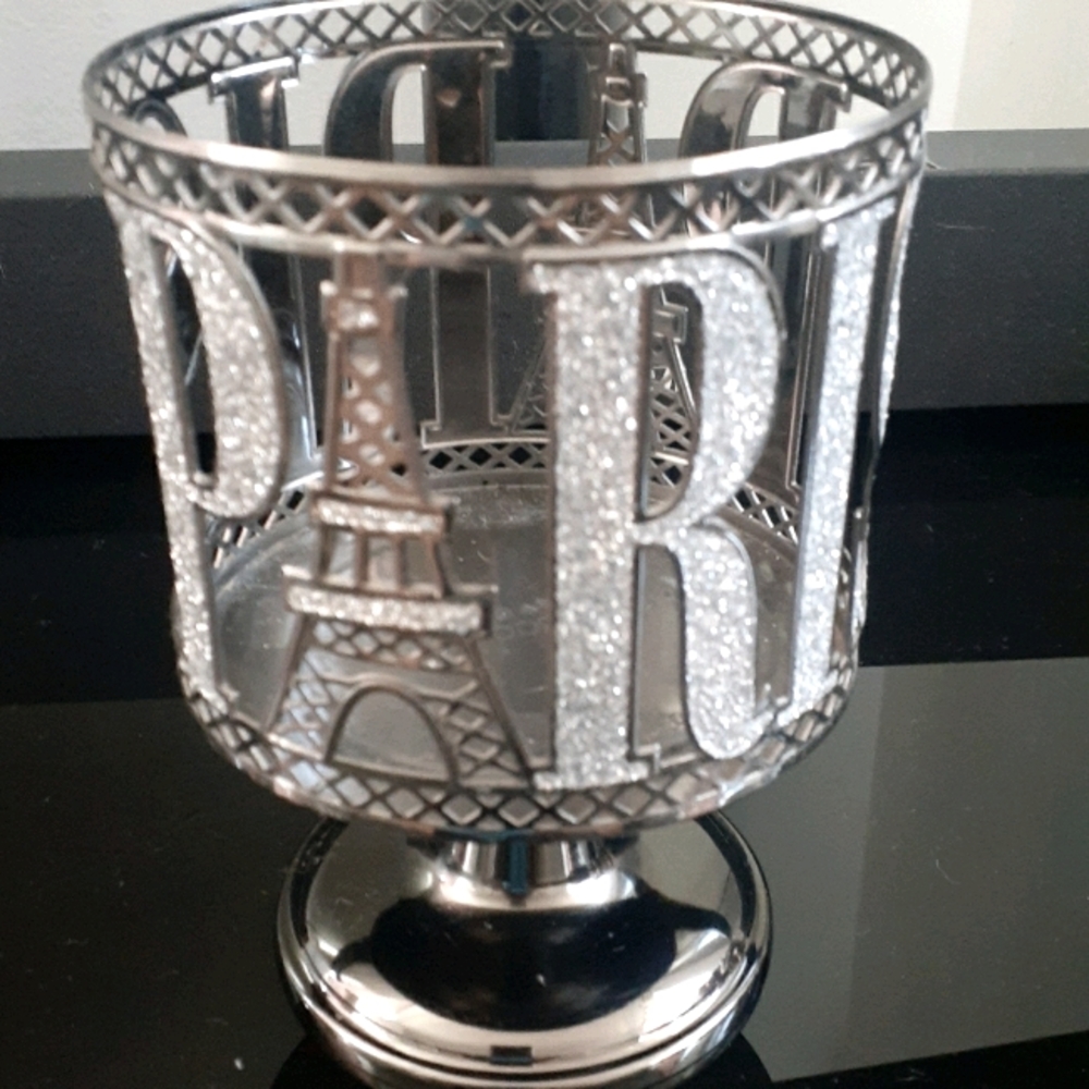 PARIS bath and body works candel holder